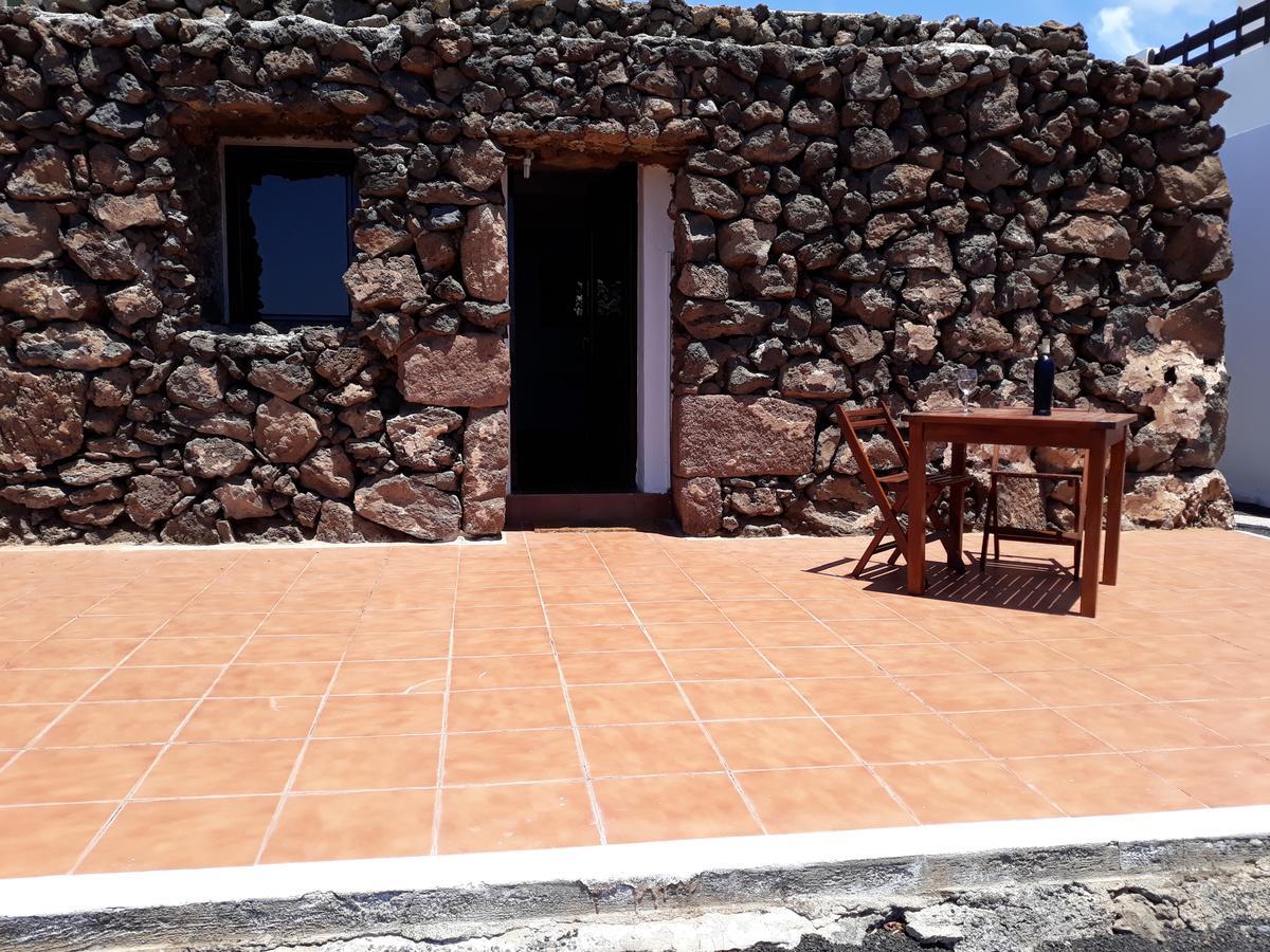 Loft La Tahonilla ξενώνας Tías Εξωτερικό φωτογραφία
