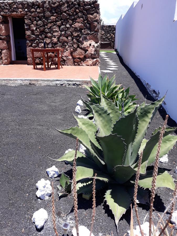 Loft La Tahonilla ξενώνας Tías Εξωτερικό φωτογραφία