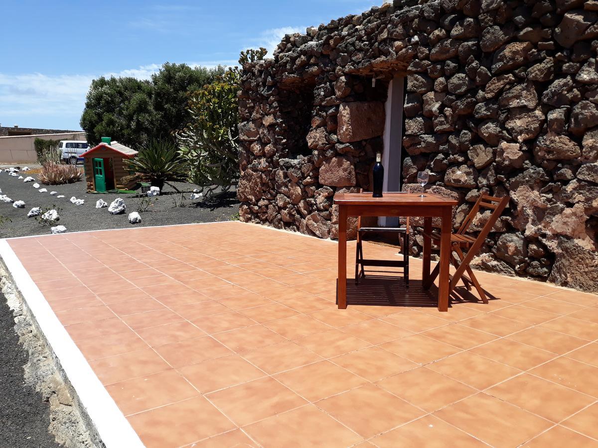 Loft La Tahonilla ξενώνας Tías Εξωτερικό φωτογραφία